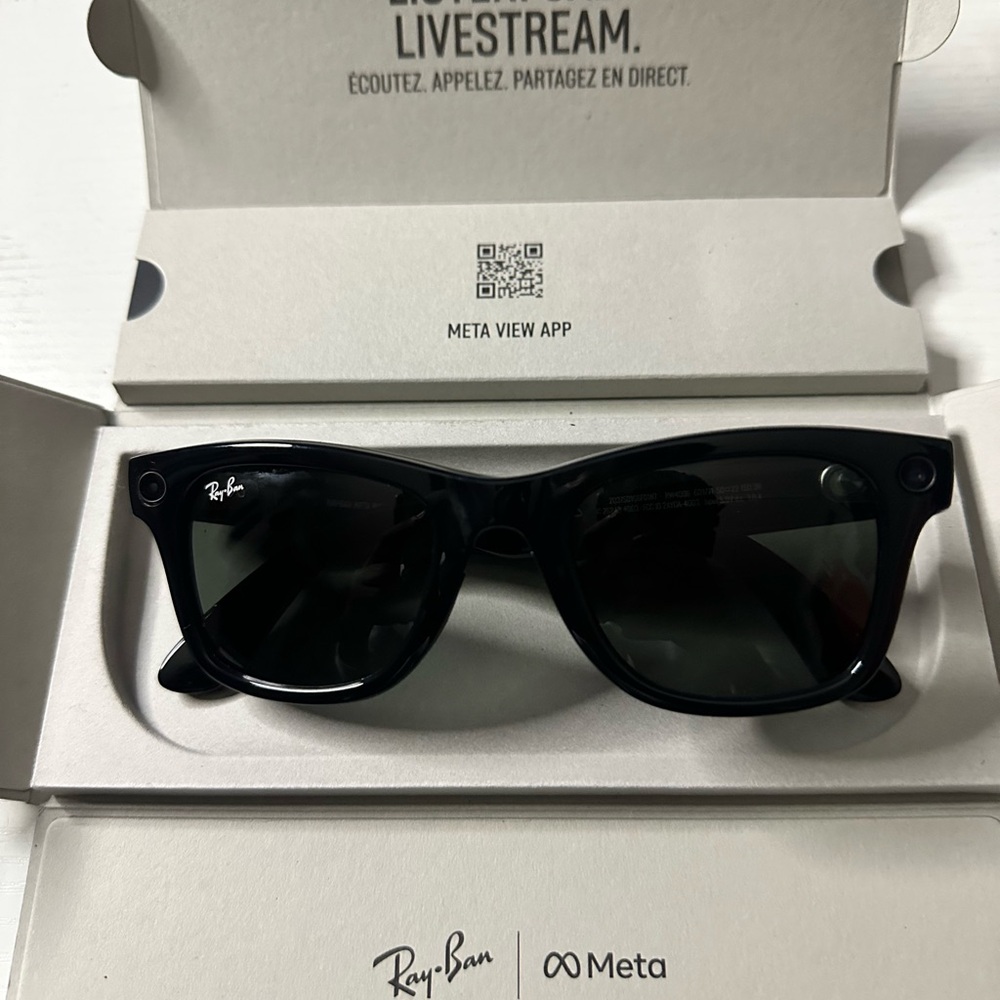Ray-Ban Meta Wayfarer Glasses